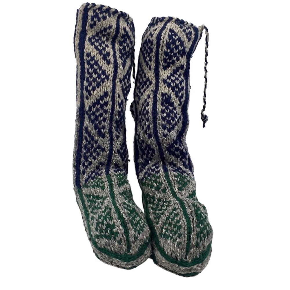Mukluks Knee High Knitted Knee High Moccasins Size M
